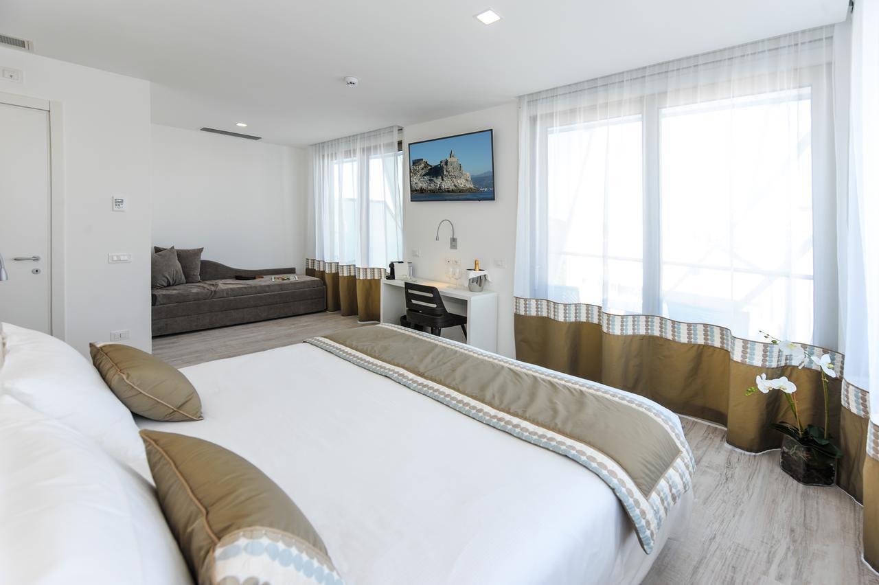 Junior Suite Beach Access,659438841:JPEG