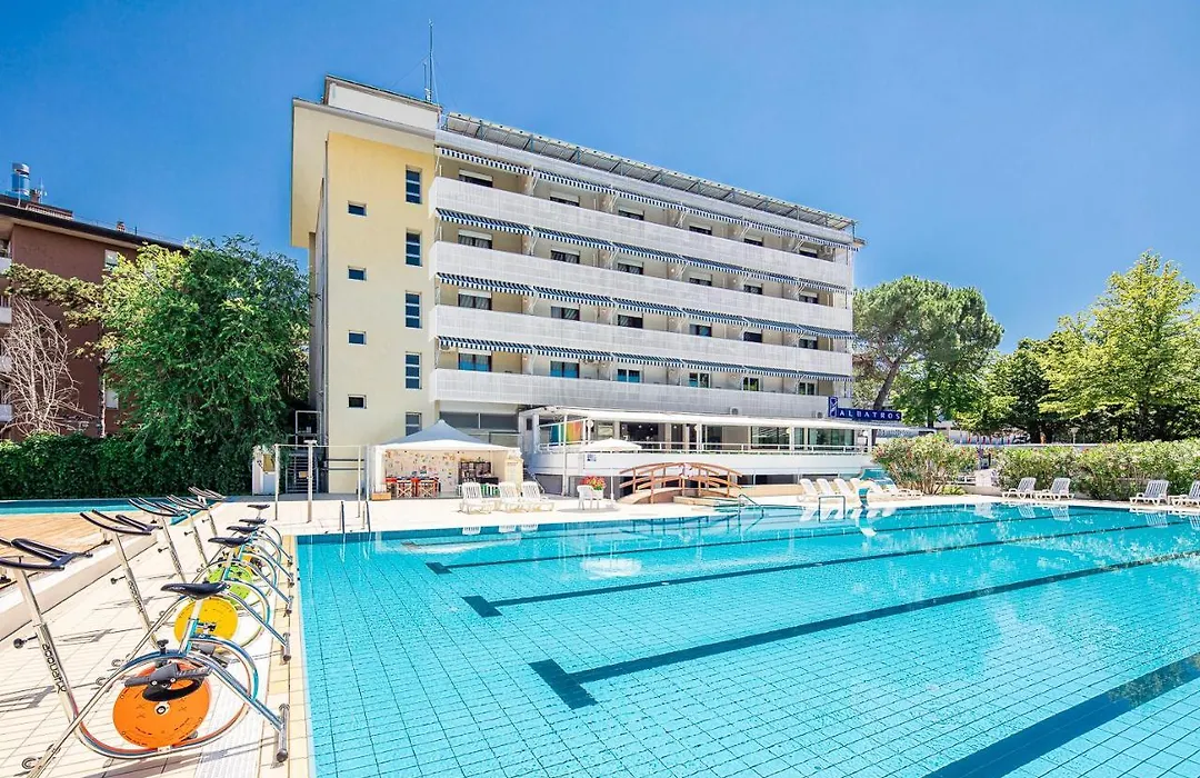 Aparthotel Albatros-1